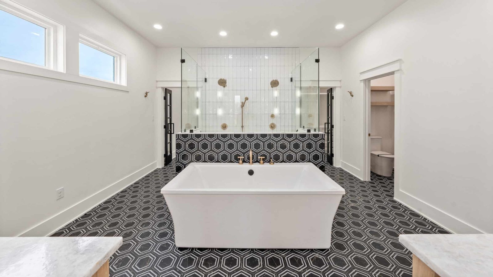 BAM Builders - Waco Remodel Comfort room with Shower and Tub